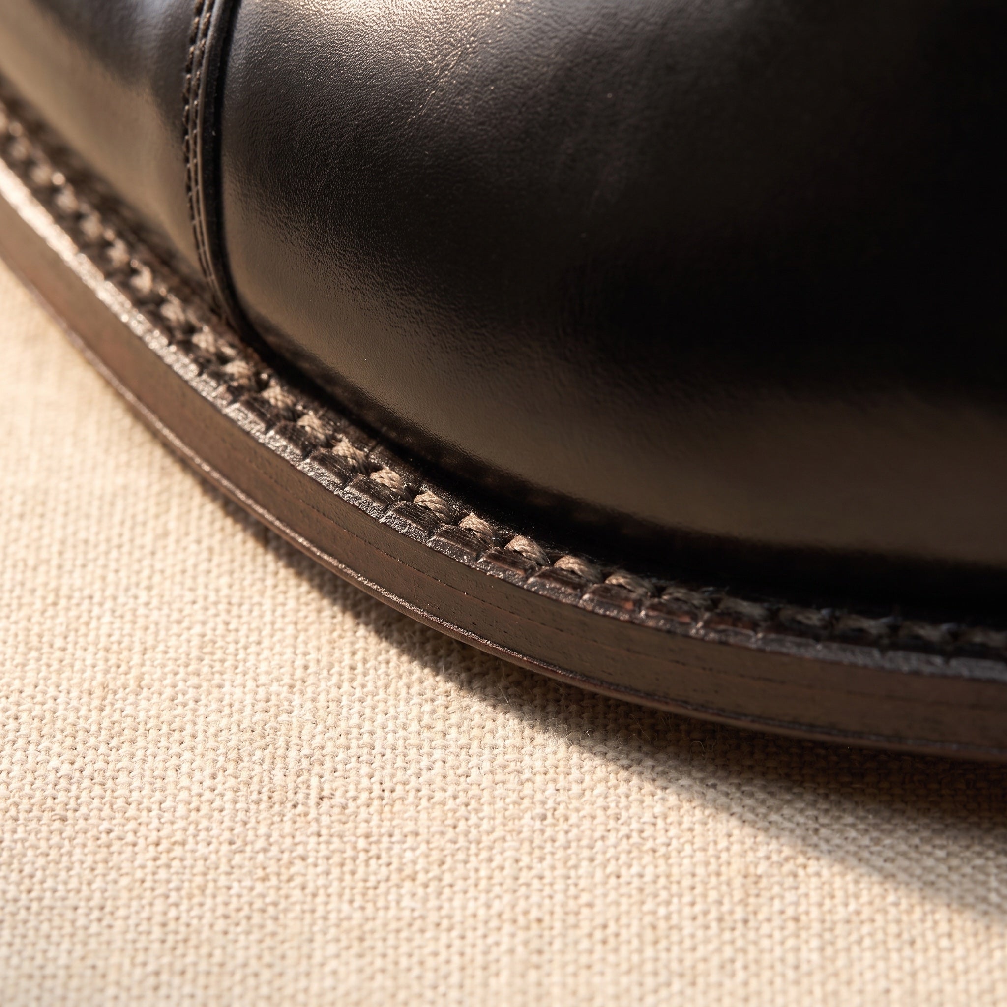Marlow Cap-Toe, detail rámového šití